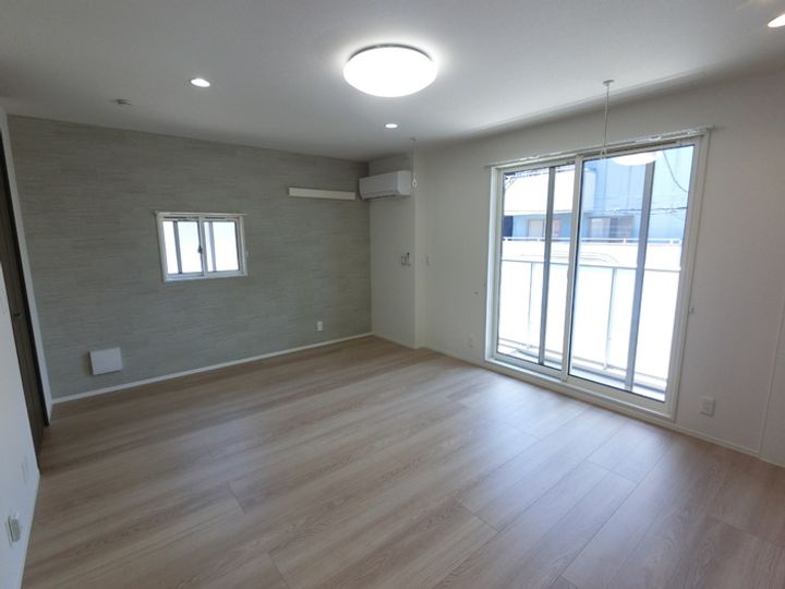 マヌールの居間