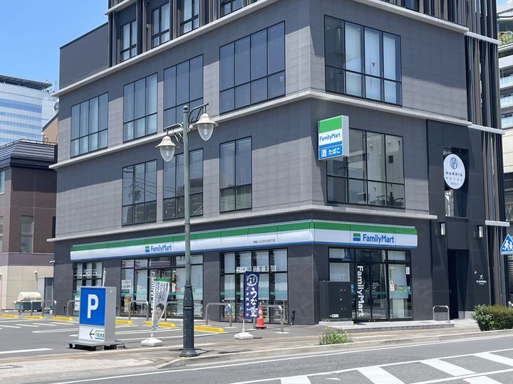 サントリーニの周辺