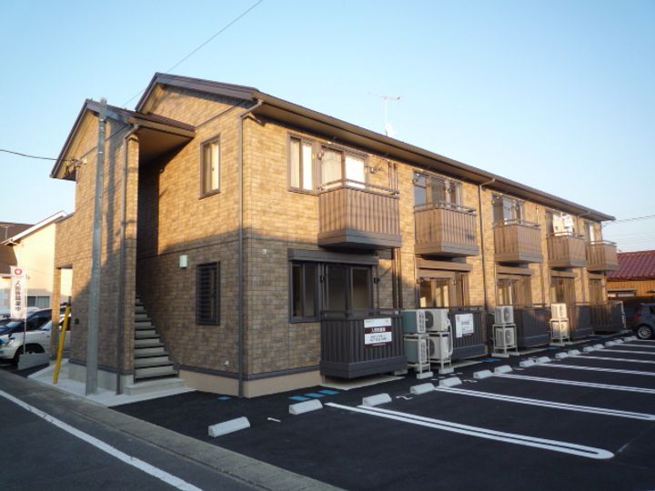 ルミエール和田橋の外観