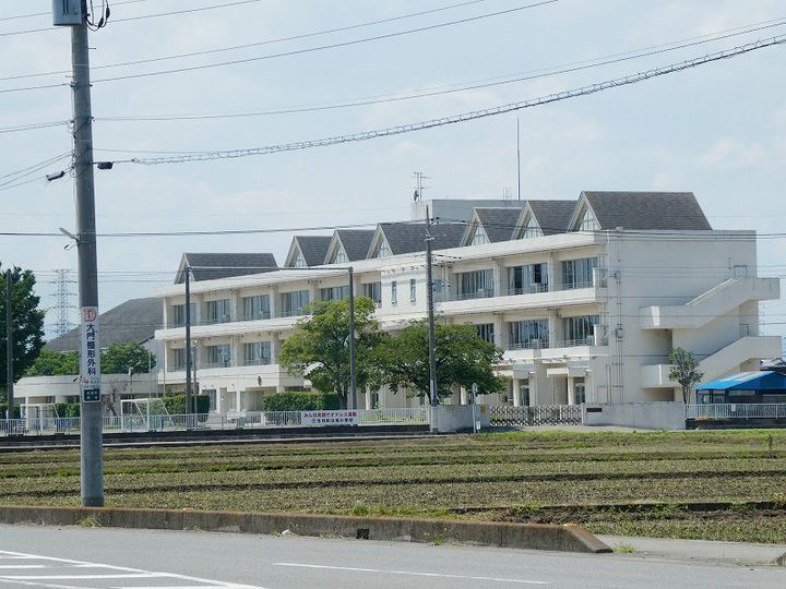 グランステラの周辺