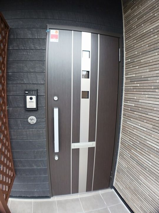 マルベリーガーデン Ⅰの玄関