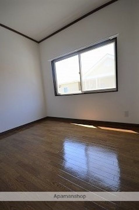 群馬県北群馬郡吉岡町大字大久保の賃貸アパートの内装