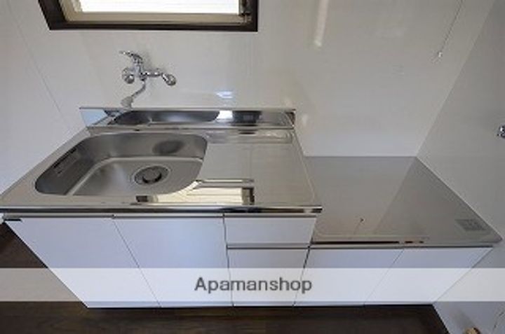 群馬県北群馬郡吉岡町大字大久保の賃貸アパートの内装