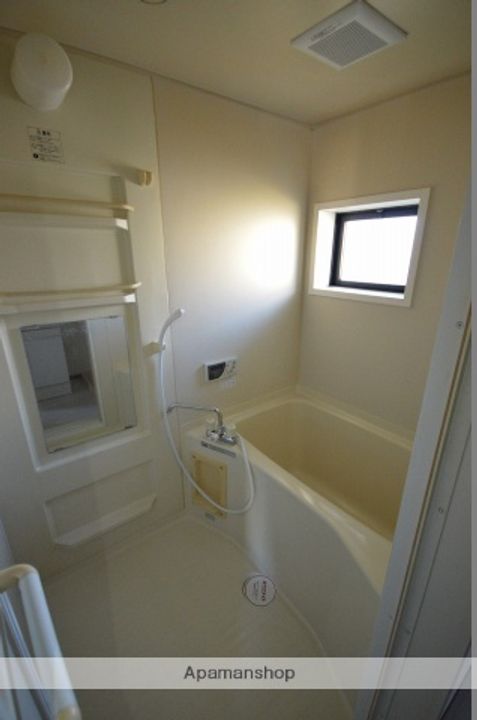 群馬県前橋市下細井町の賃貸アパートの風呂