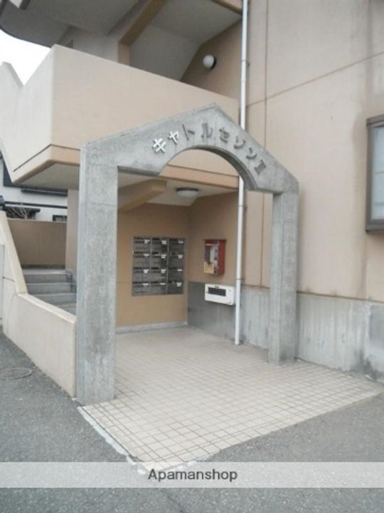 群馬県前橋市荒牧町3丁目の賃貸マンションの外観