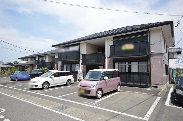 群馬県前橋市荒牧町2丁目の賃貸アパートの外観
