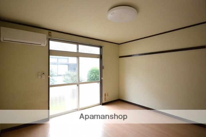 広瀬ハイツの居間