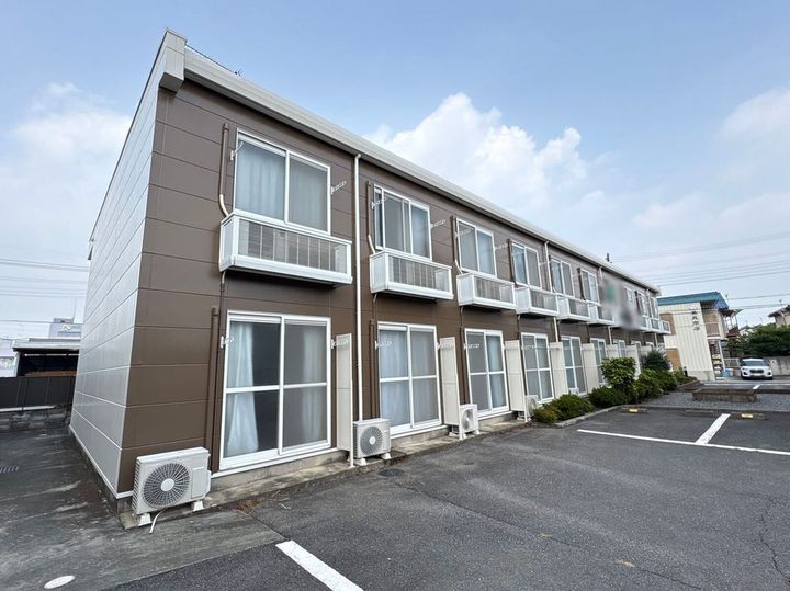 レオパレスEASEⅠの外観