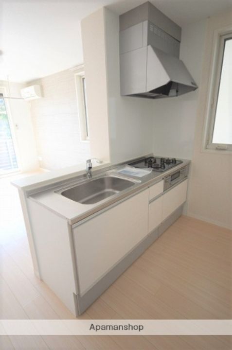 群馬県前橋市元総社町の賃貸アパートのキッチン
