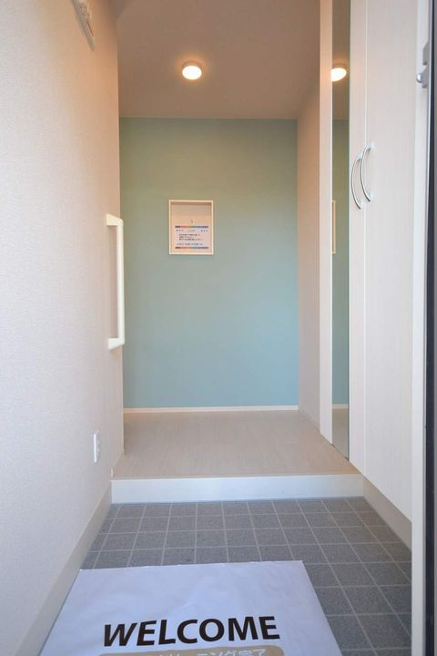 グランテラス三俣の玄関