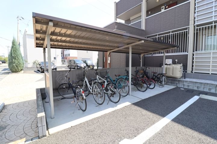 コージーネスト Bの内装