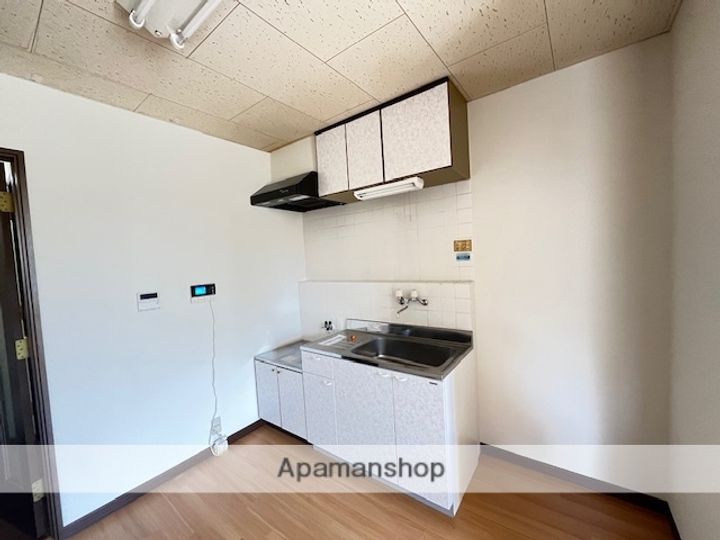 群馬県太田市市場町の賃貸アパートのキッチン