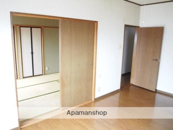 住吉ハイツ5号棟B-2の内装