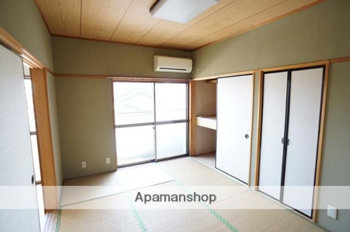 住吉ハイツ5号棟B-2の内装