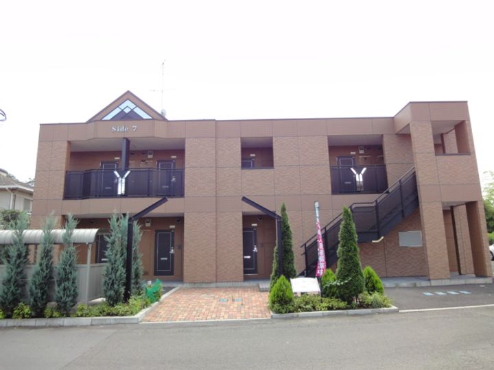 サイド7の外観