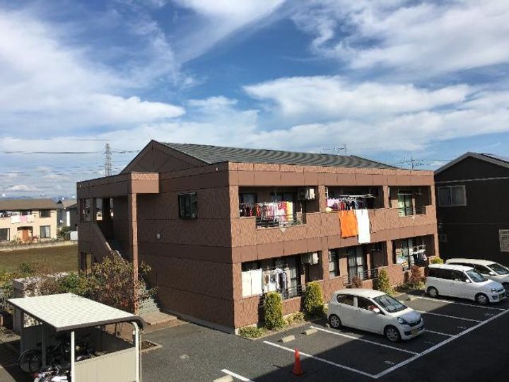 グランティアCの外観