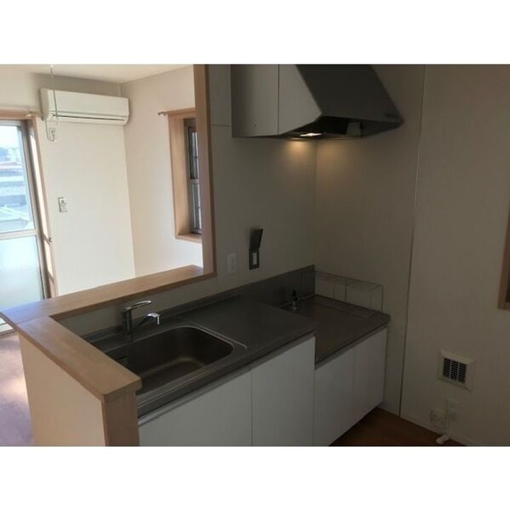 カサベルデHのキッチン