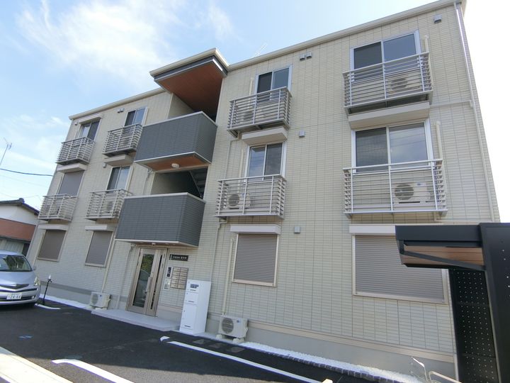 DーROOM新井町の外観