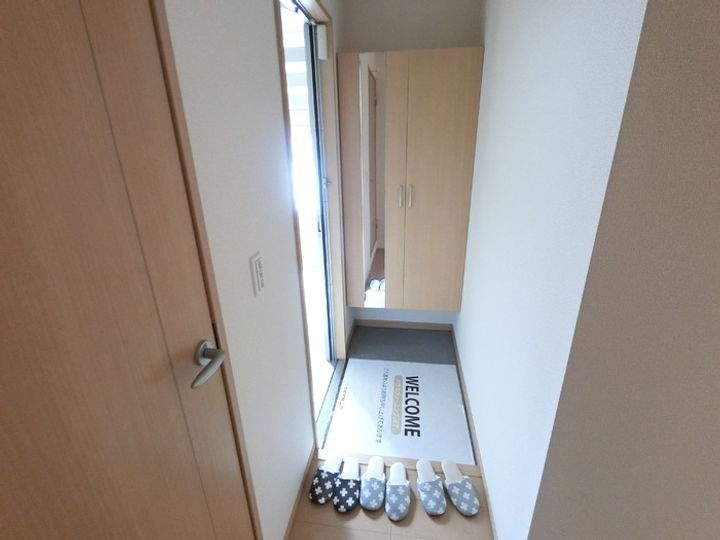 エルクレール古氷 Bの玄関