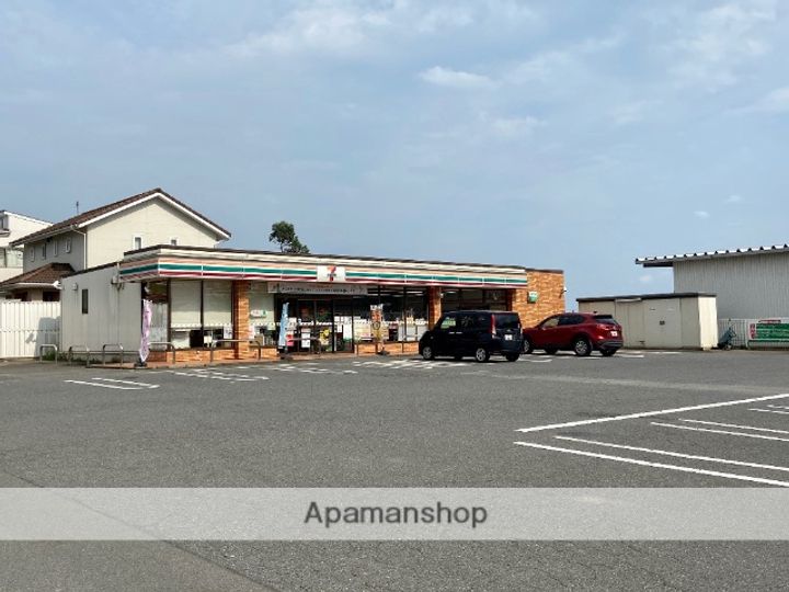 スペースタウン薮塚の周辺