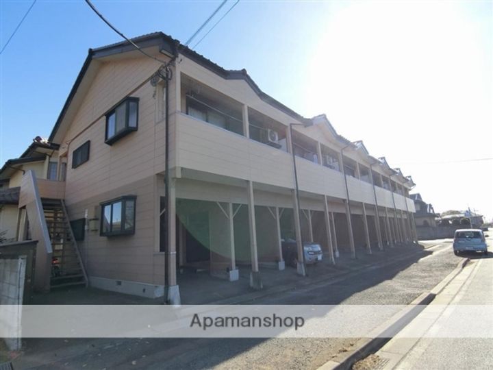 スペースタウン薮塚の外観