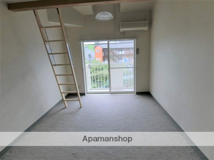 天二コーポCC-14の居間