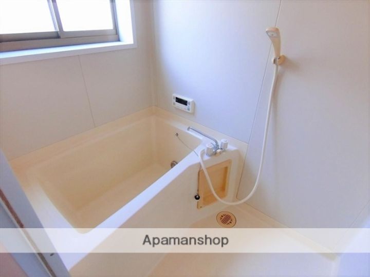 コンフォルトフミヤⅡ104の風呂