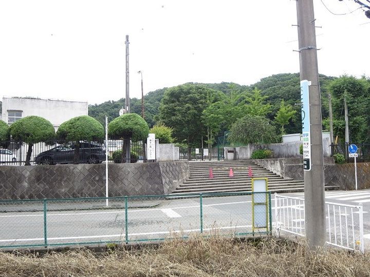 レオパレスレーヴの周辺