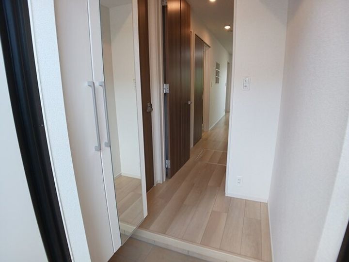 アーバンヒルズⅤの玄関