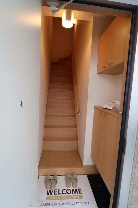 ブライトコート Aの玄関