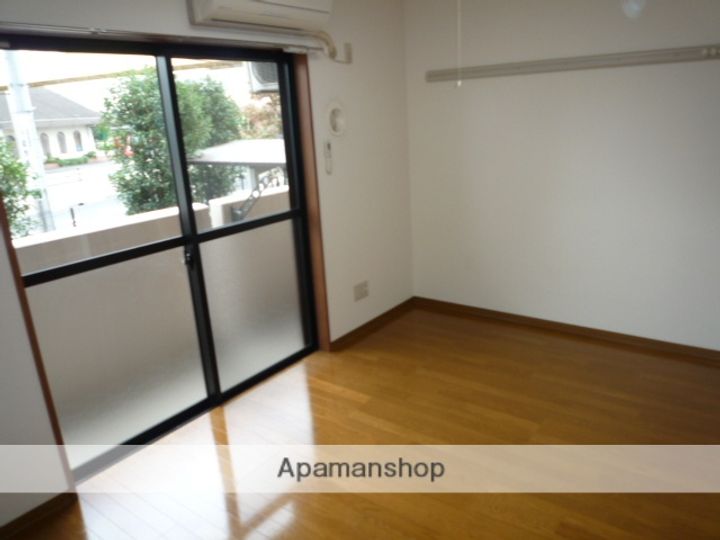 コアロードの居間