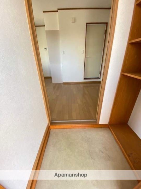志水ハイツ205の玄関