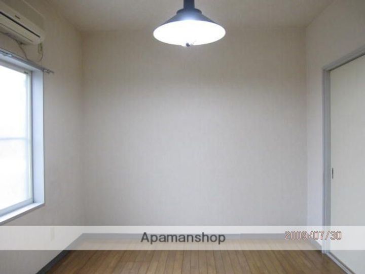 藤栄コーポ202の外観