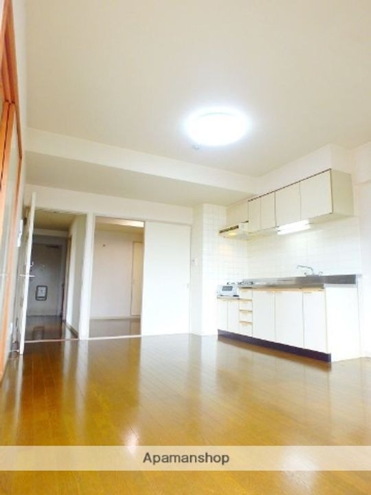 グレイスパレス301の居間