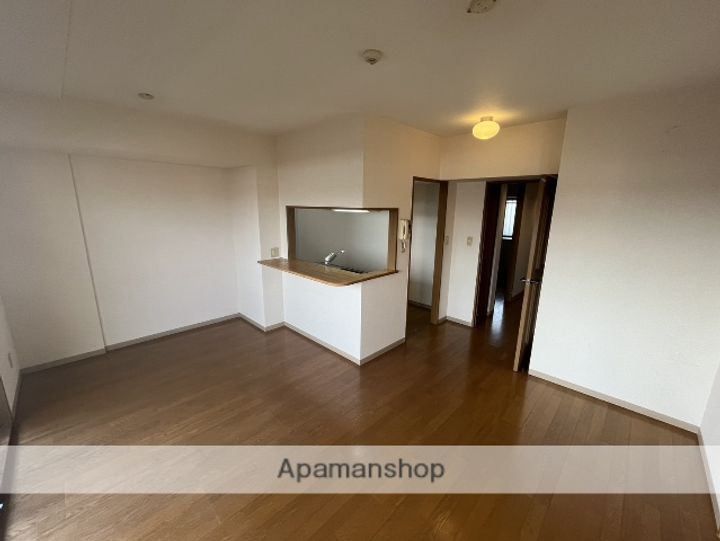 ビューフレア片町の居間