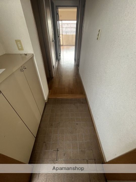 ビューフレア片町の玄関