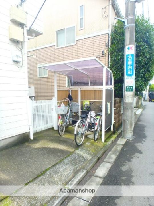 グローリー浦和203の外観