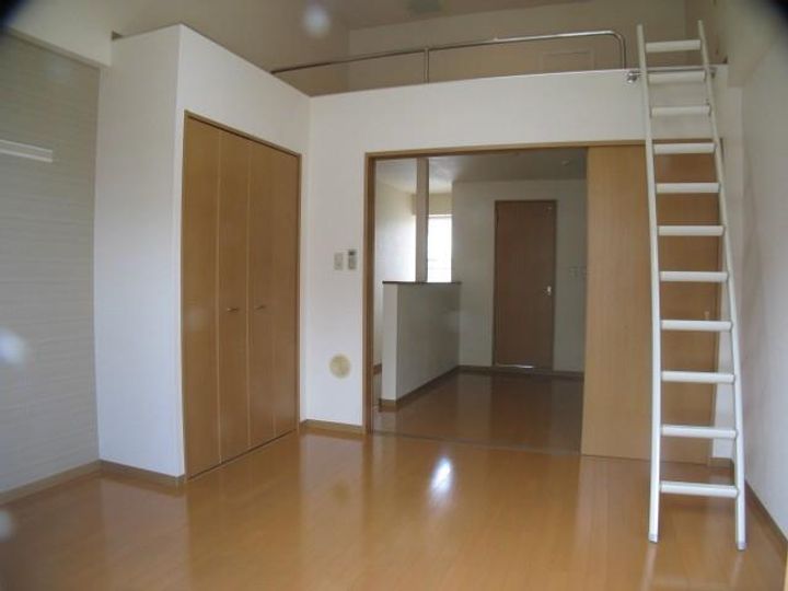 プランドール(埼玉)の居間