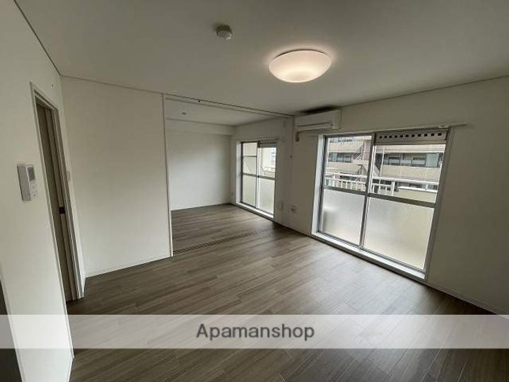 PLENDY北浦和の居間