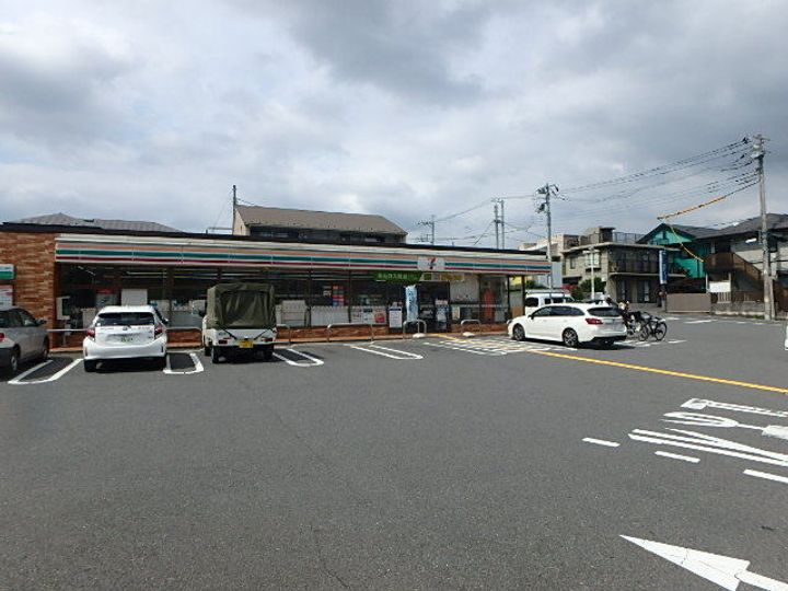 SAKURA HILLS Bの周辺