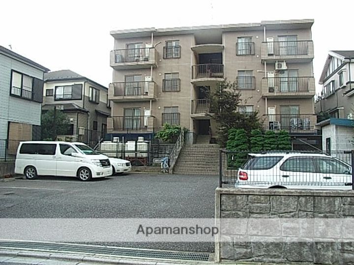 第3西形マンション101の外観