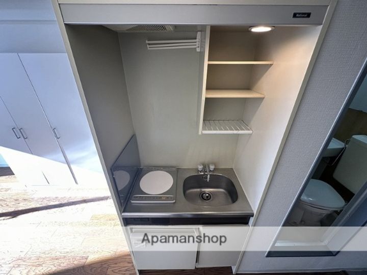 埼玉県蕨市中央1丁目の賃貸マンションのキッチン