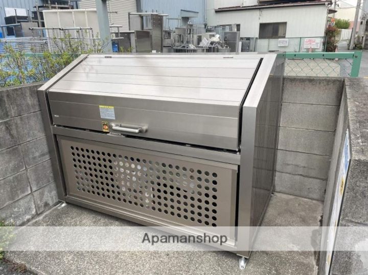 テラスサイド浦和の外観