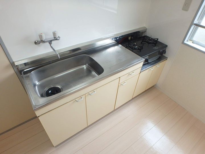 エレガントイースト302号室の内装