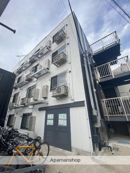 B’2ND蕨の外観