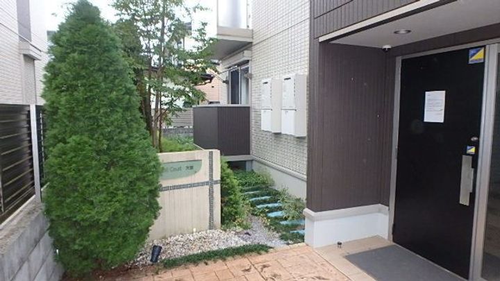 フォレストコート大宮の外観