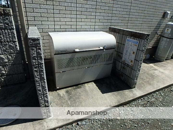 スズランコートの外観