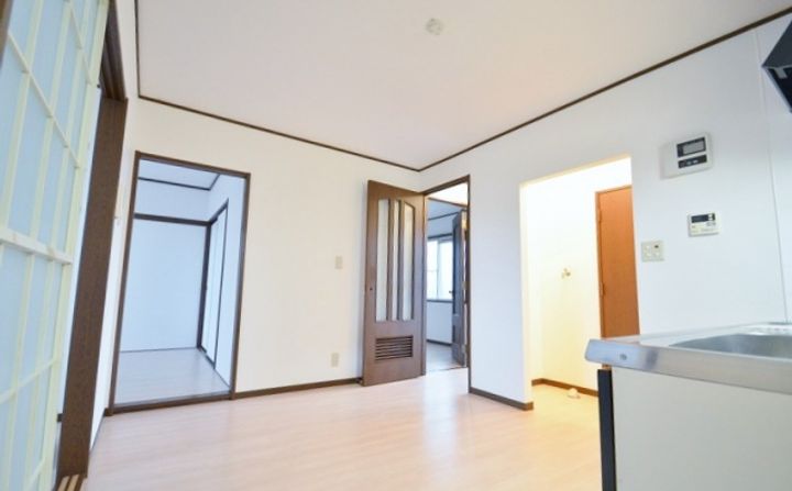 グランハイム佐知川 B棟202号室の内装