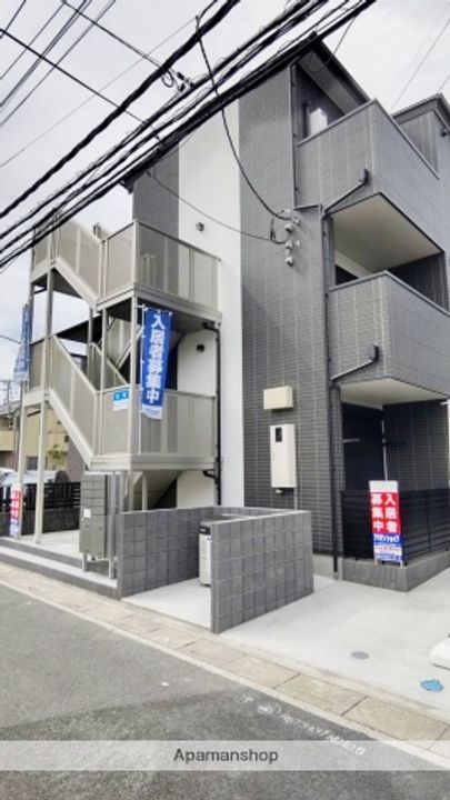 埼玉県さいたま市西区大字土屋の賃貸アパートの外観