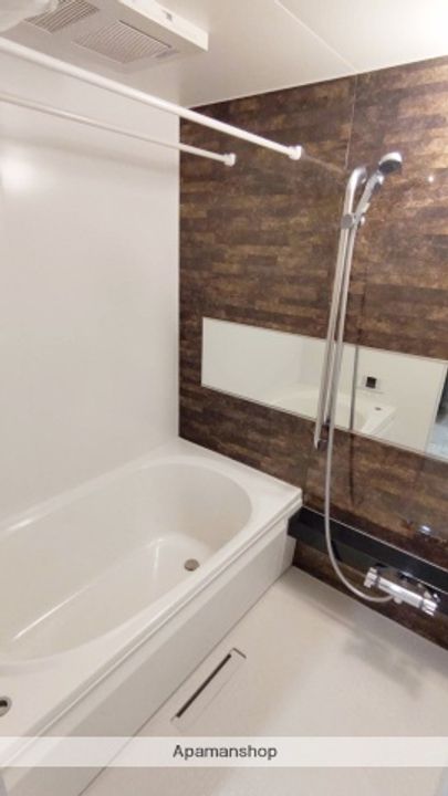 ルミチェーロの風呂